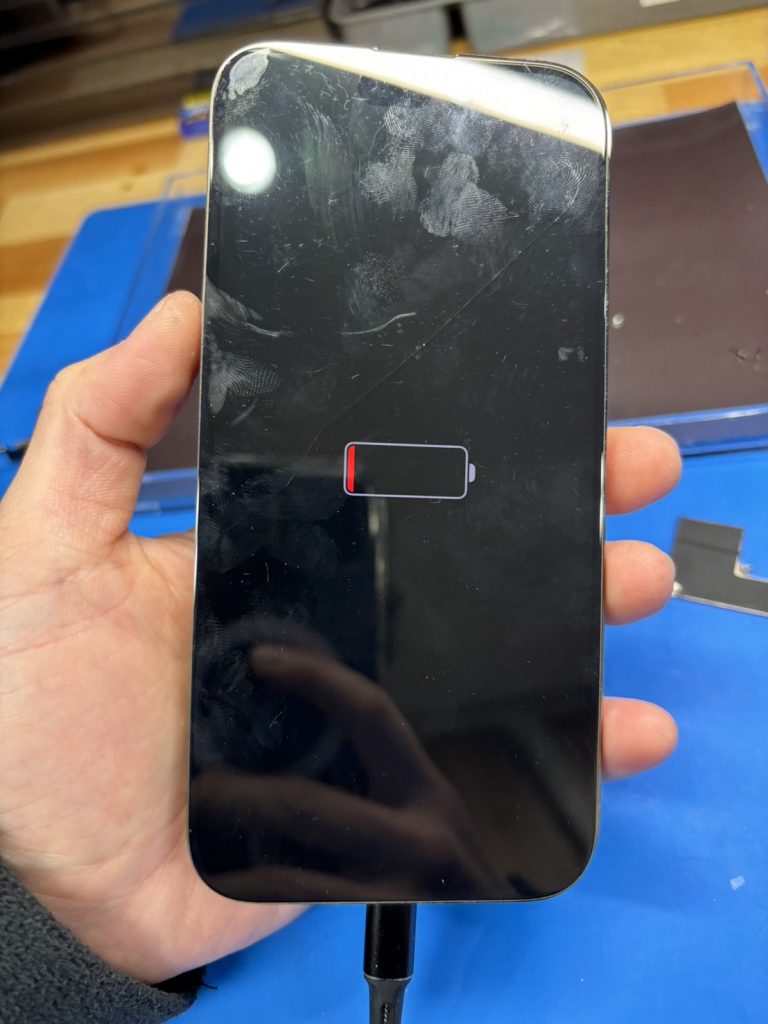 iPhone充電マーク