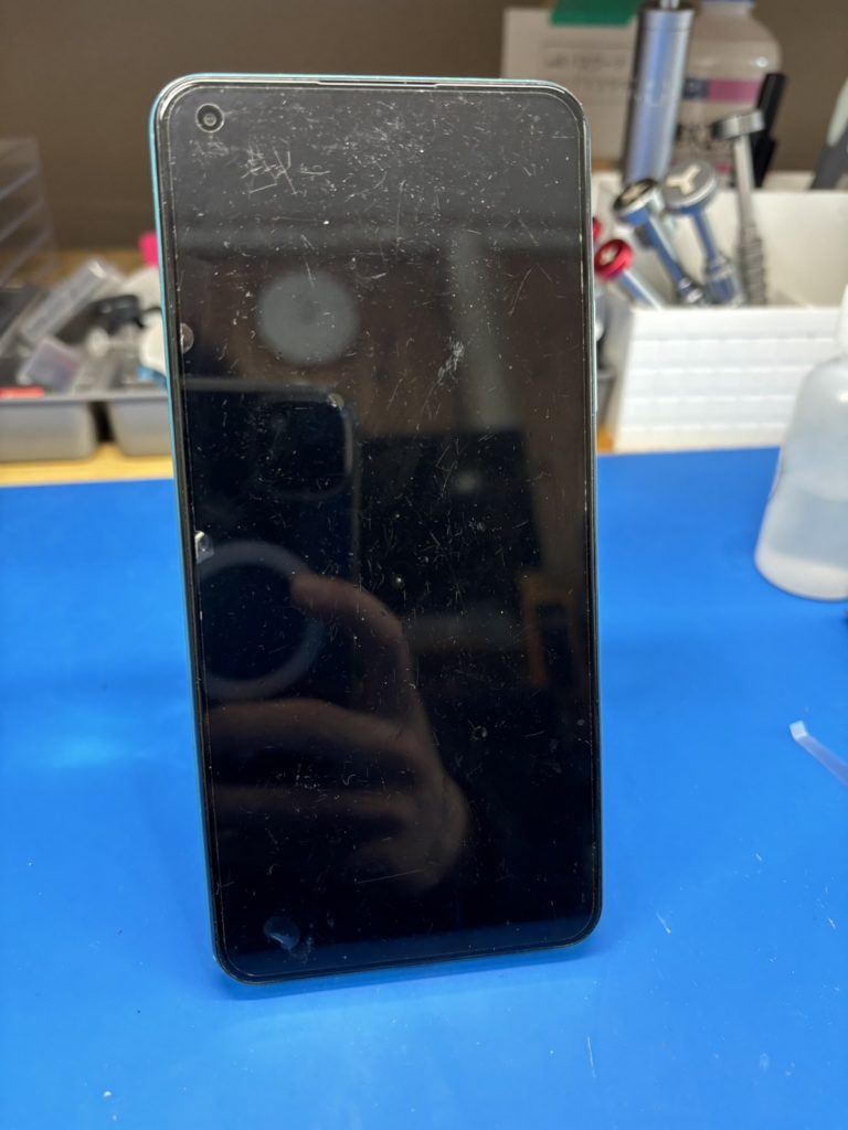 xiaomi mi 11 lite 5g画面が真っ暗起動しない