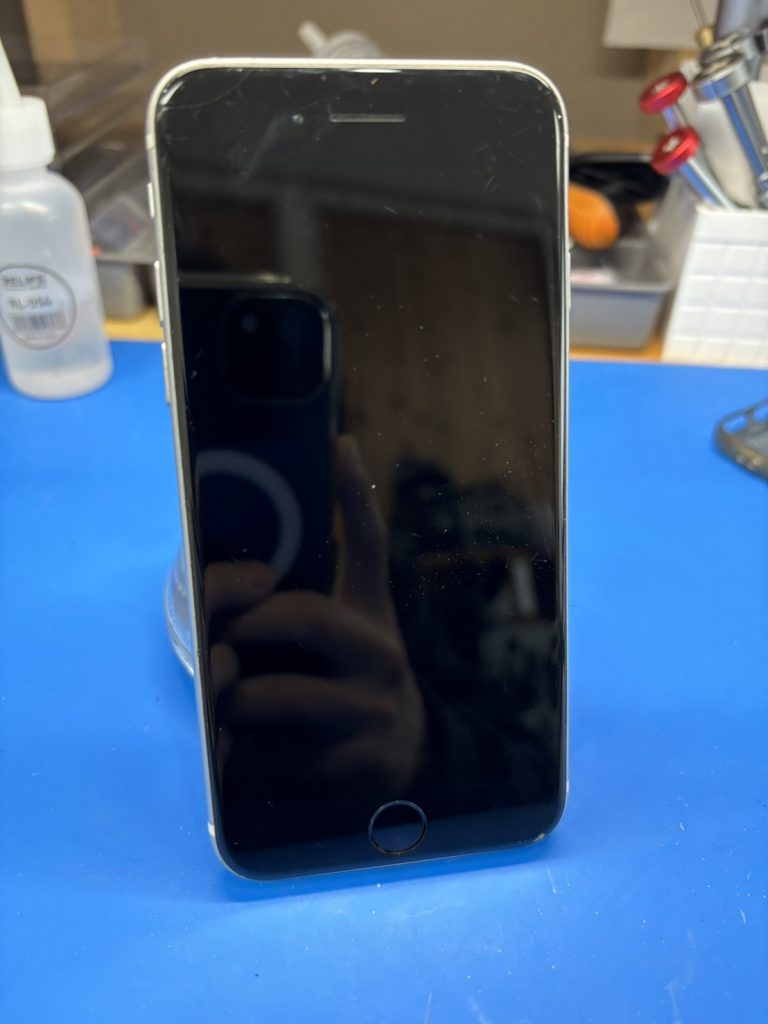 iPhoneSE2起動しない状態