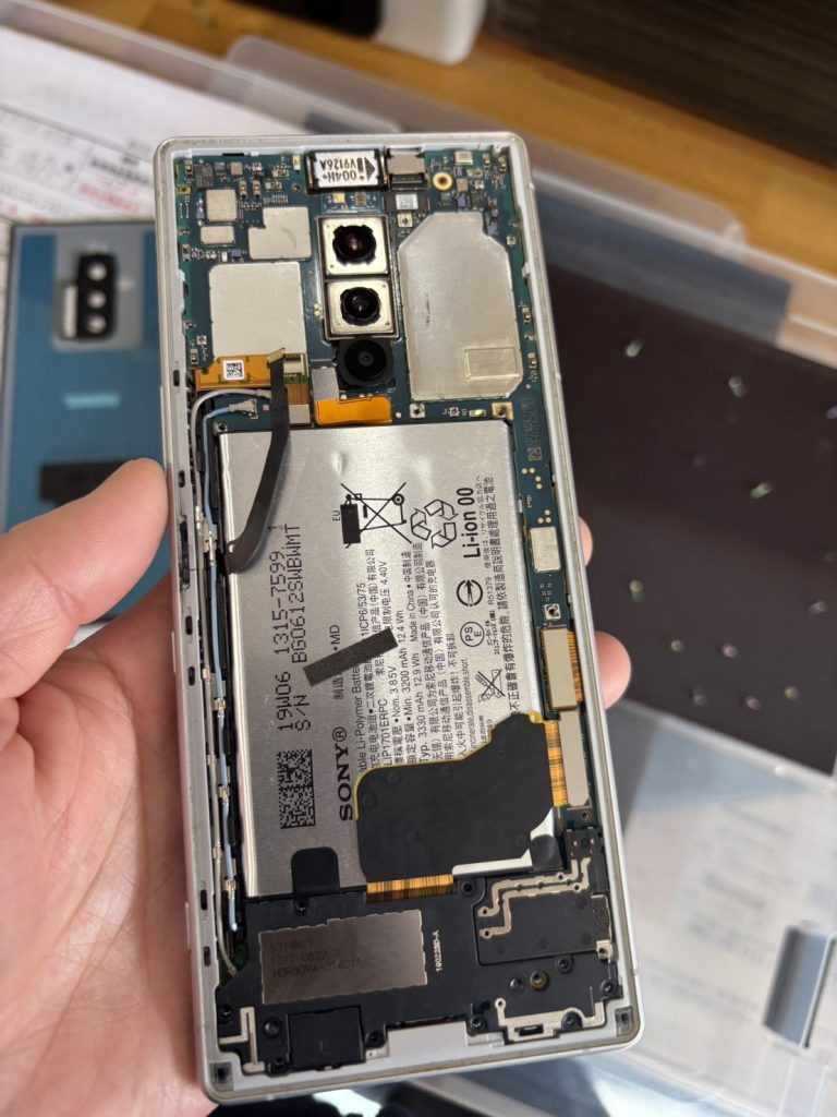 Xperia1基板修理