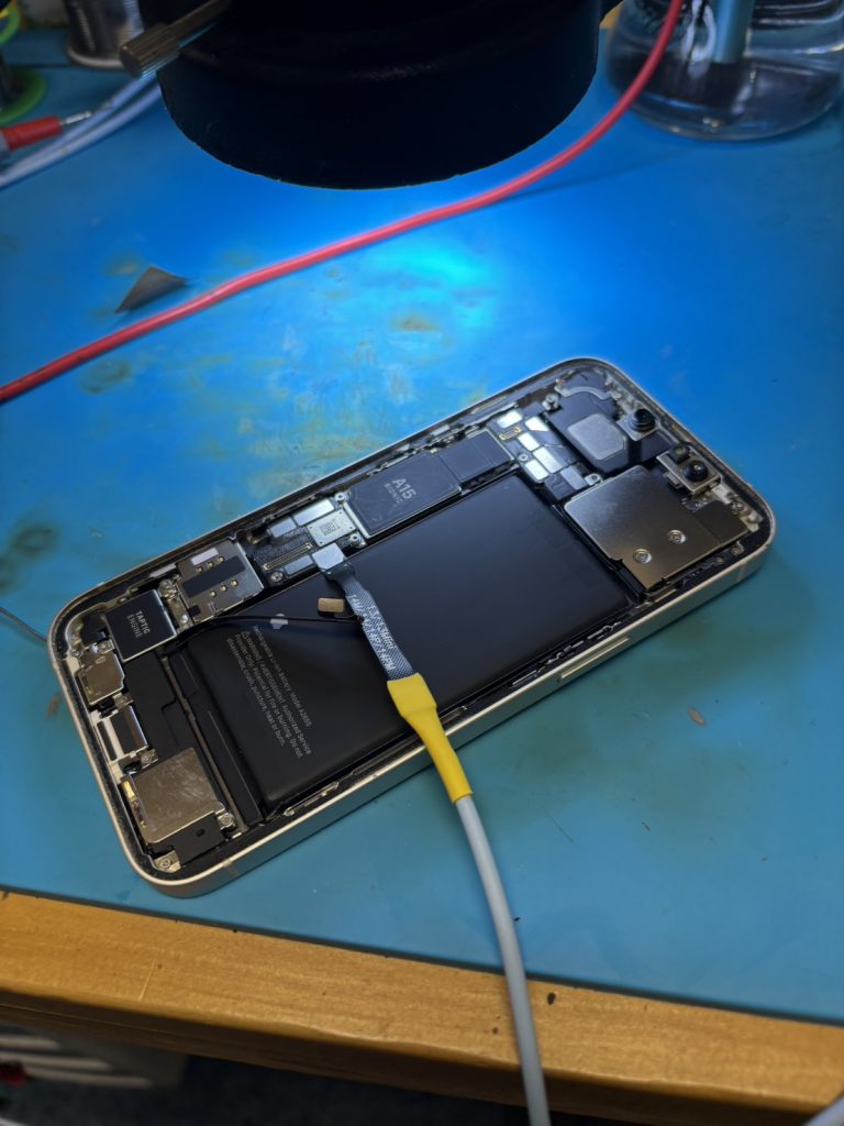 iPhone13基板修理