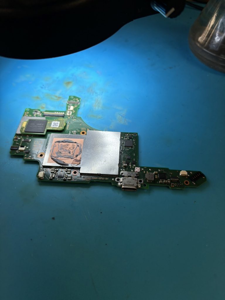 任天堂スイッチ エラーコード[2101-0001]switch基板修理