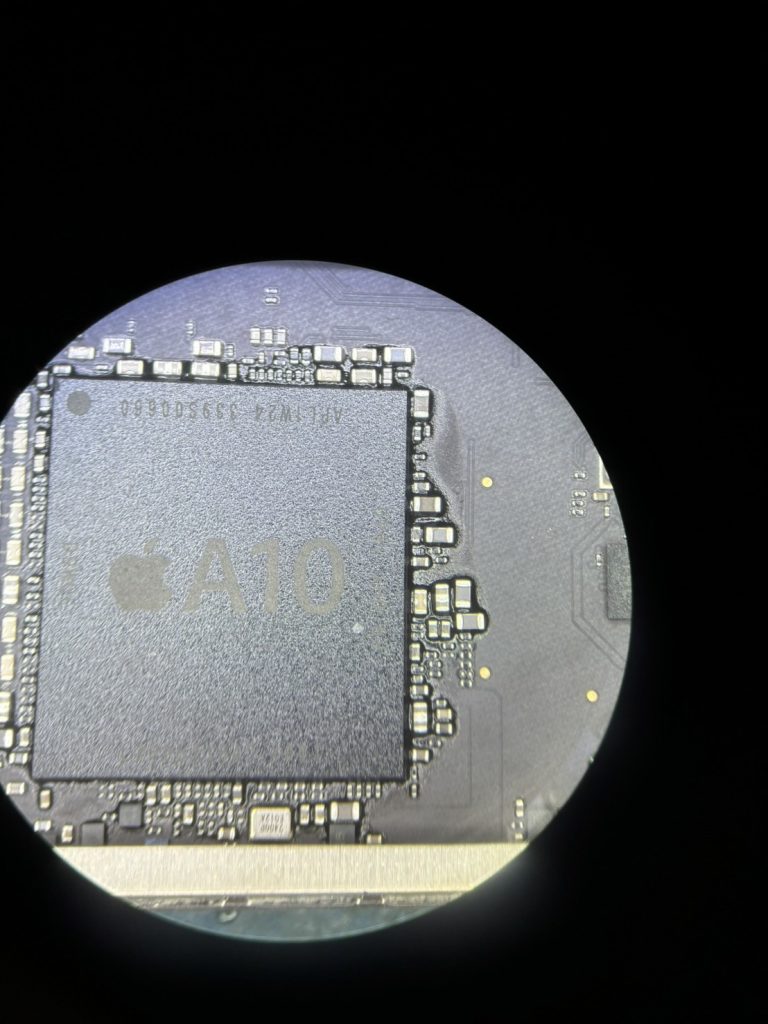 iPad7エラー4013「 iPad基板修理」