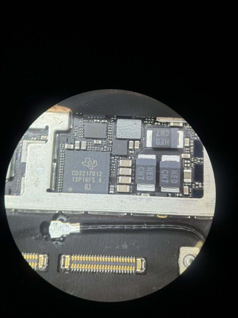 iPadPro11 3世代充電不良 iPad基板修理