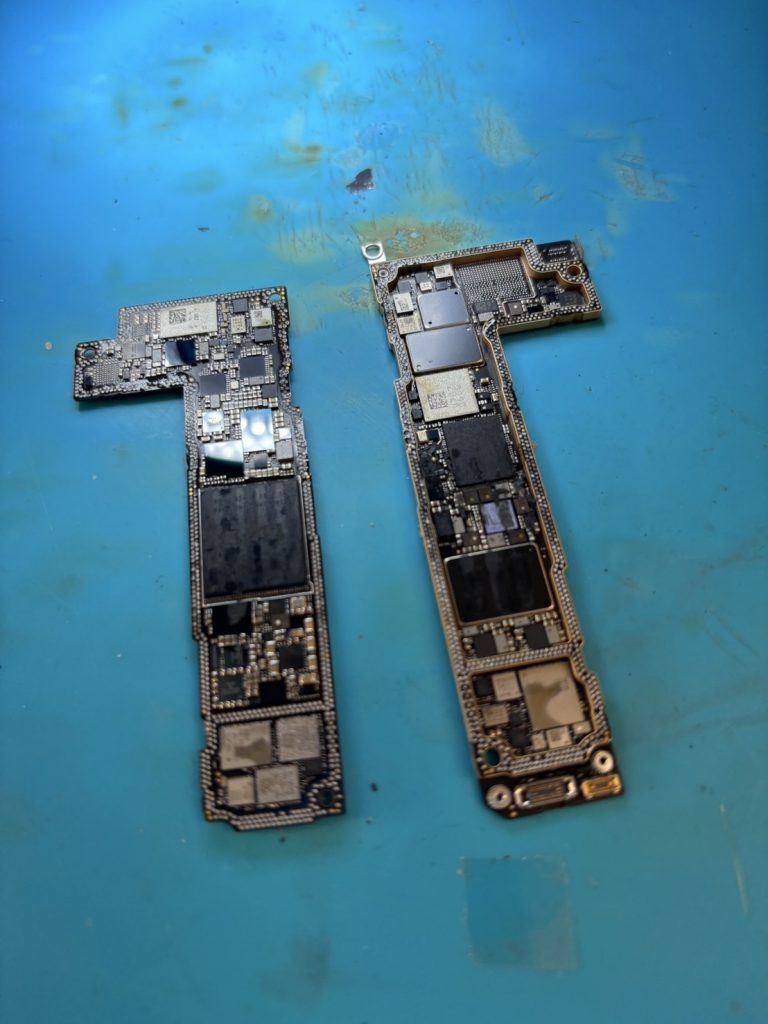 iPhone12Wi-Fi・Bluetoothがグレーアウト「iPhone基板修理」